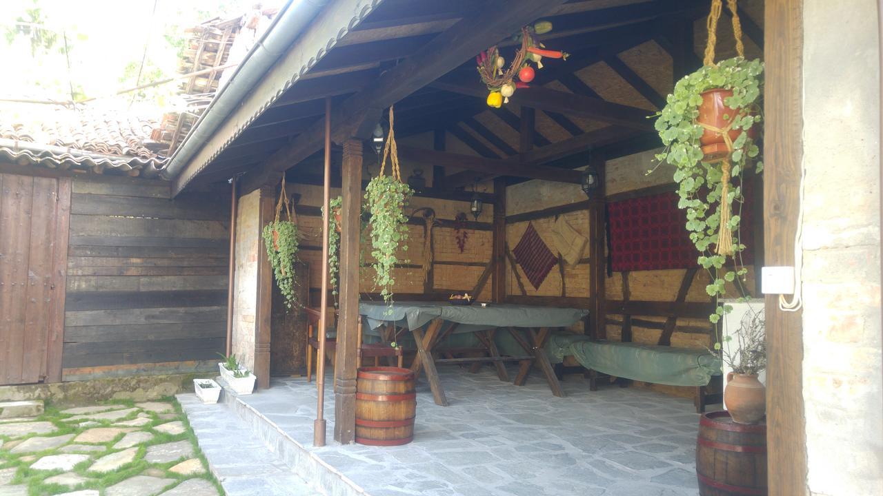 Guest House Strumena เอเลนา ภายนอก รูปภาพ